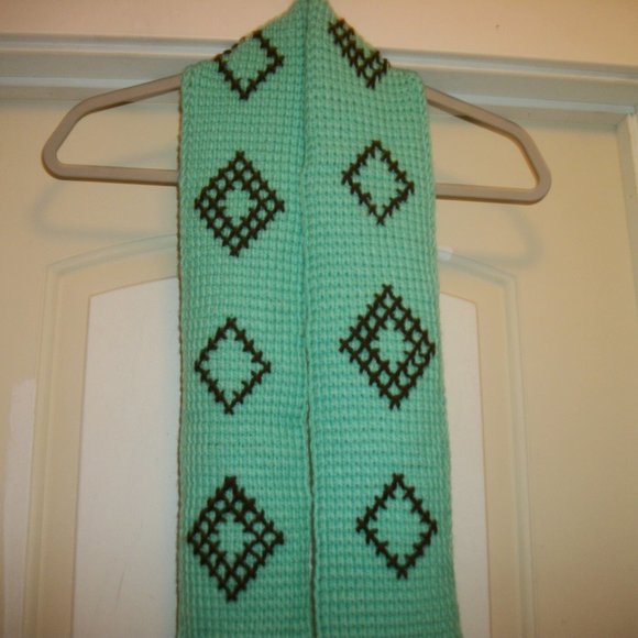 AWESOME AQUA HAND KNITTED LONG GEOMETRIC SCARF